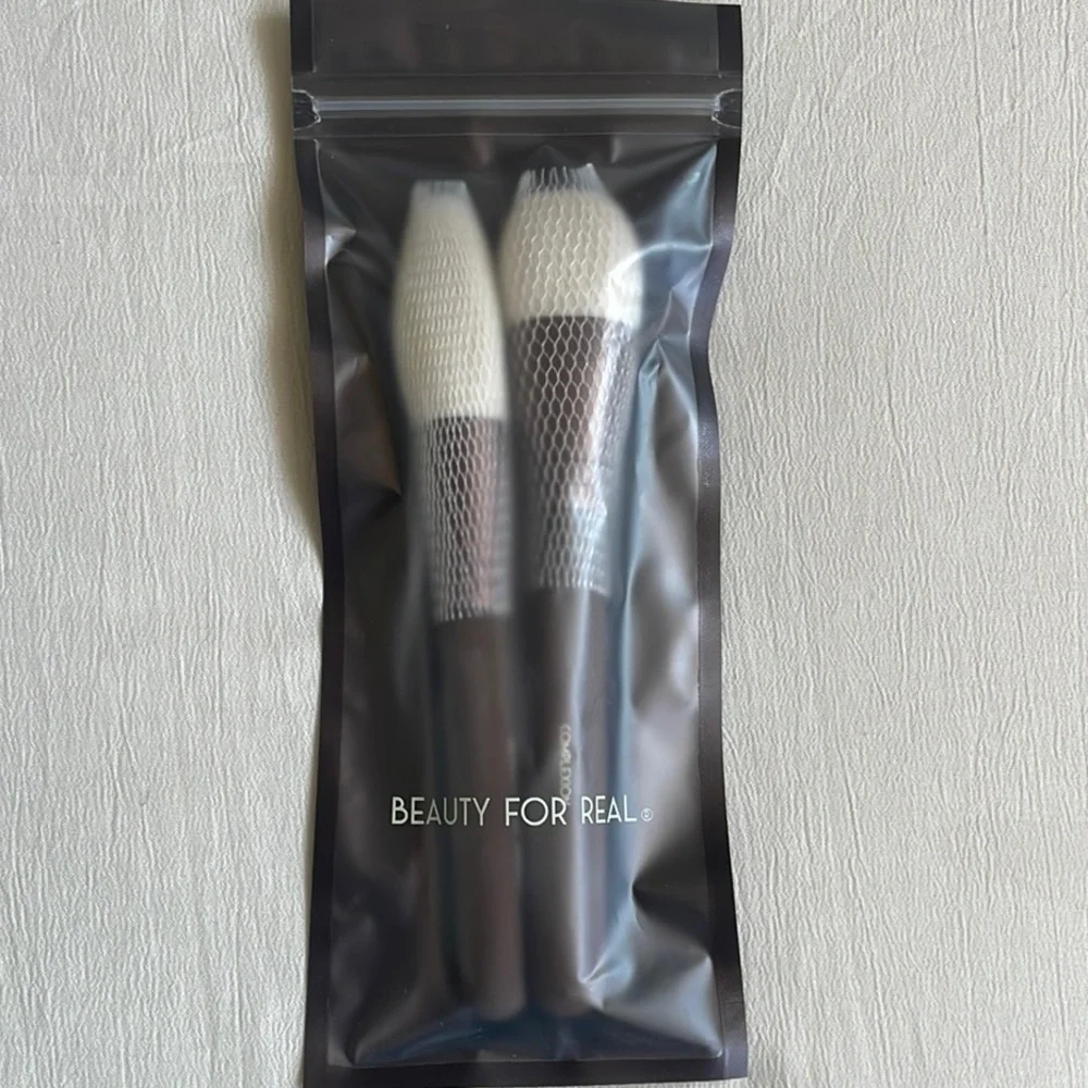 Beauty For Real- Complexion & Powder Brush duo BNIB